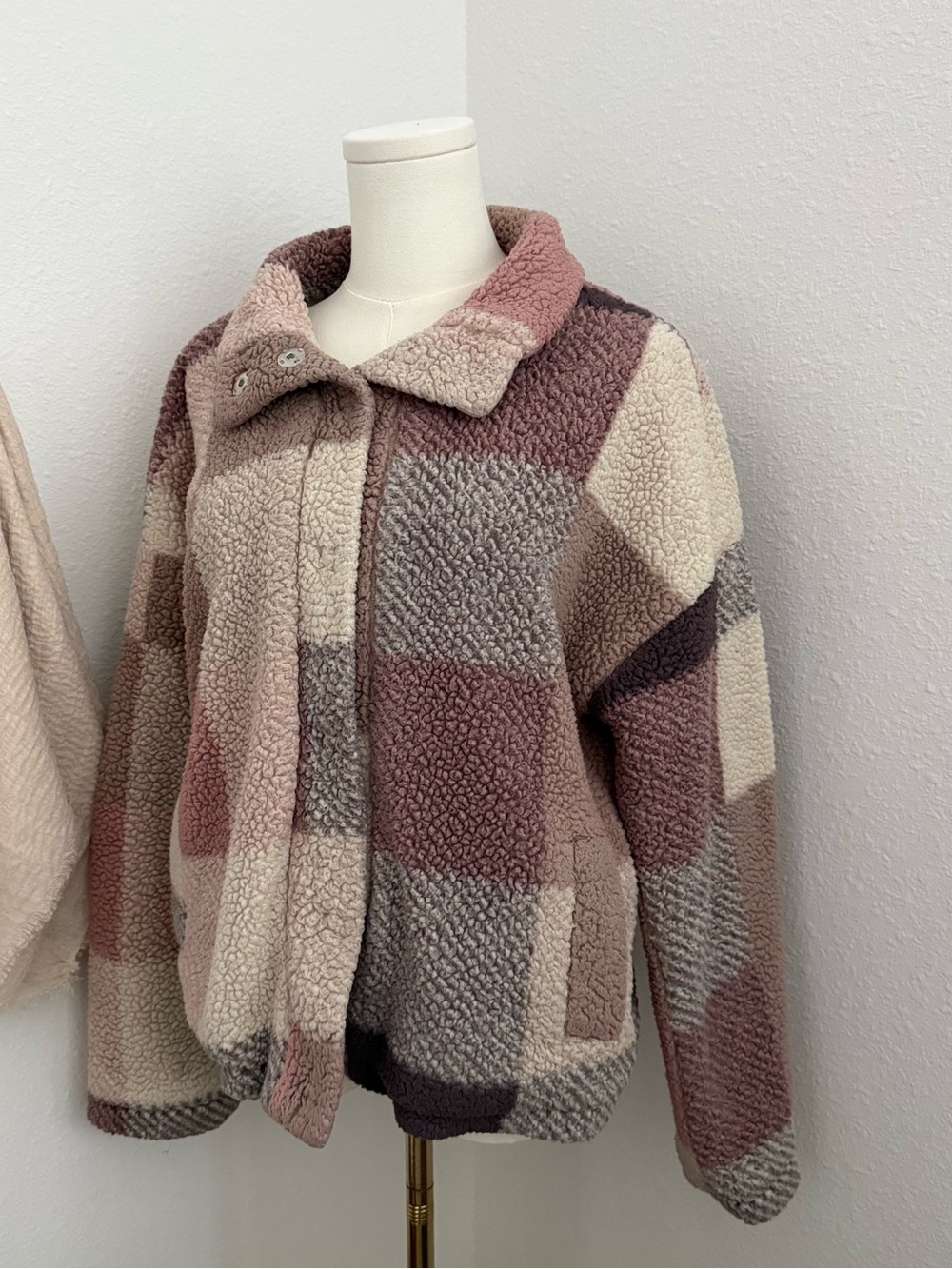 Thread & Supply Patchwork Sherpa Jacket M Mauve Cream Teddy Fleece Shacket